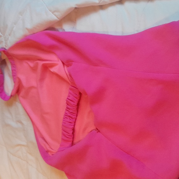 Pink top - Picture 2 of 2